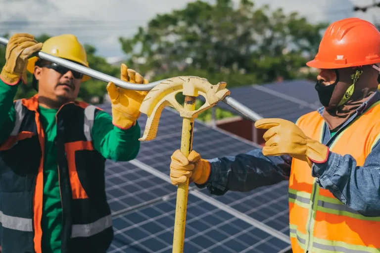 Why You Should Schedule Seasonal Solar Panel Cleaning
